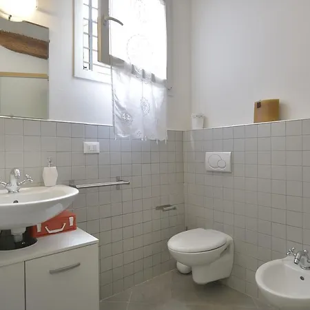 Ur-nest Massarenti * Bologne